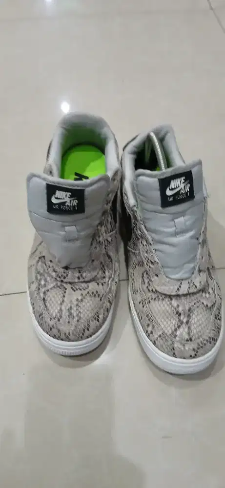 Nike Air Force 1 sisik ular
