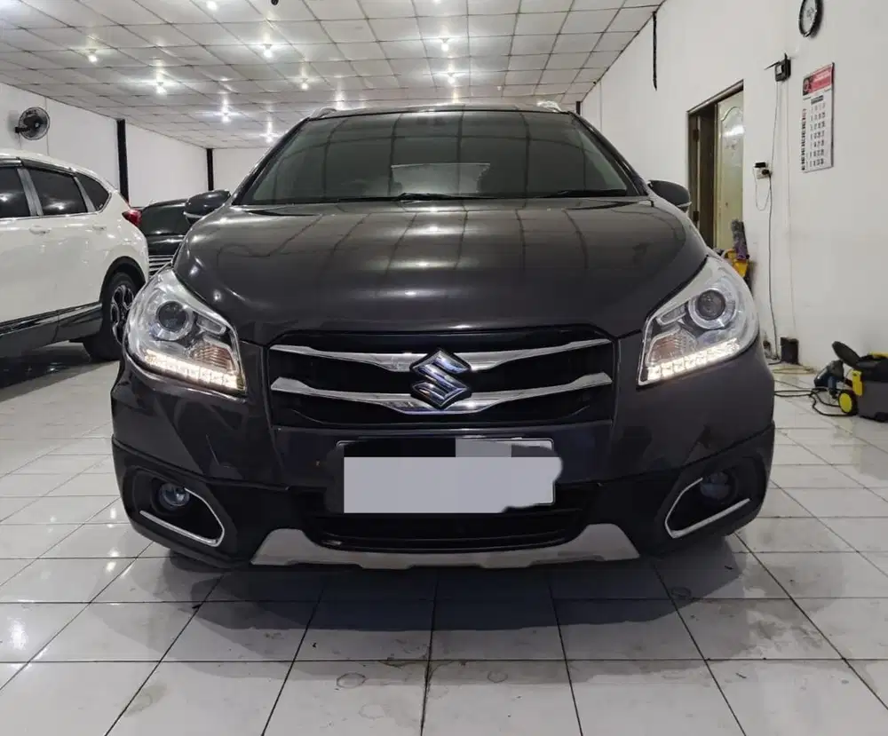 Dijual Cepat Suzuki S Cross At 2016 Hitam