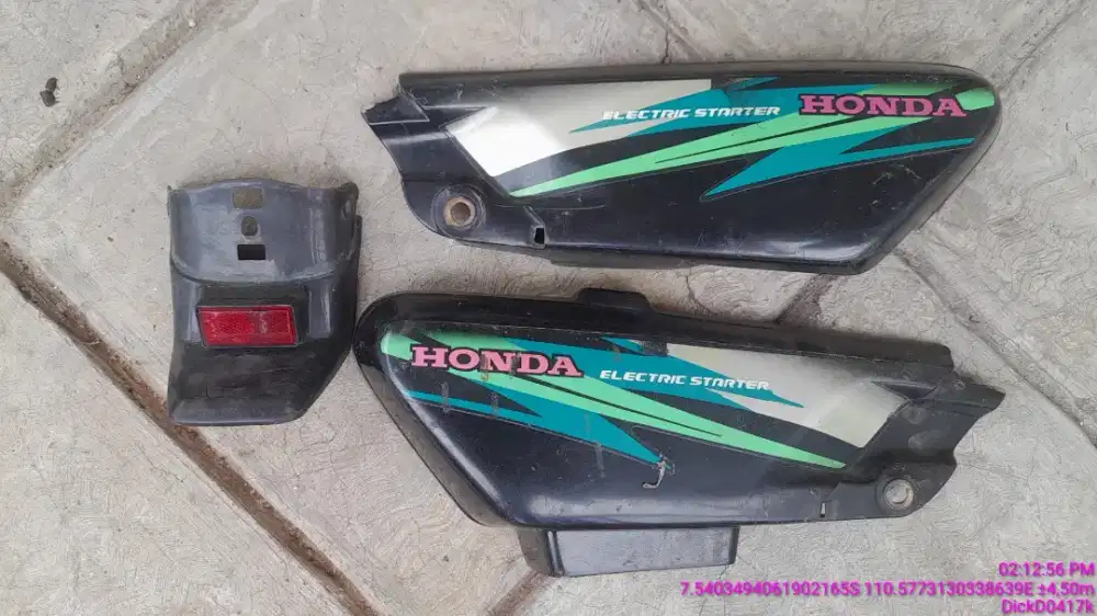 Tutup Cover Aki Grand kanan kiri