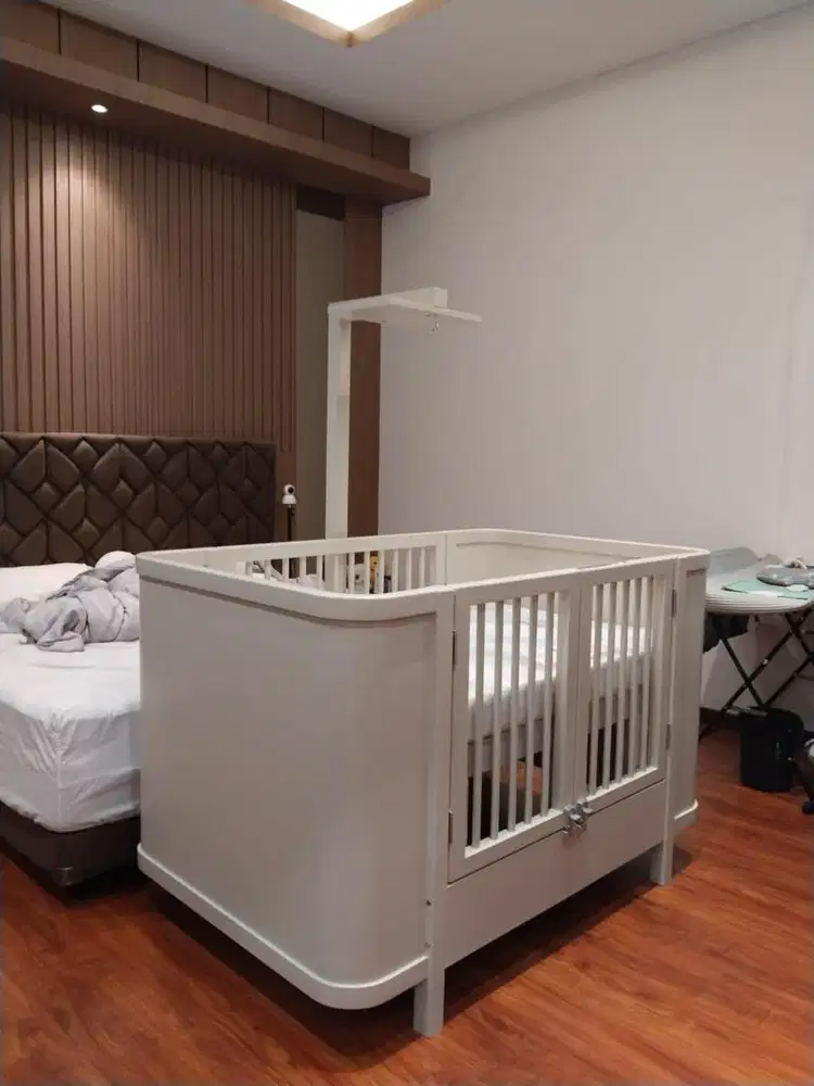 Box kasur bayi (crib)