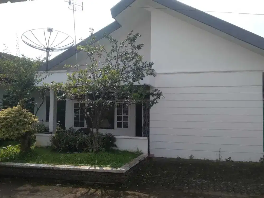 Villa Mewah Sejuk Luas Cipanas Puncak Kota Bunga Cianjur Indo Alam