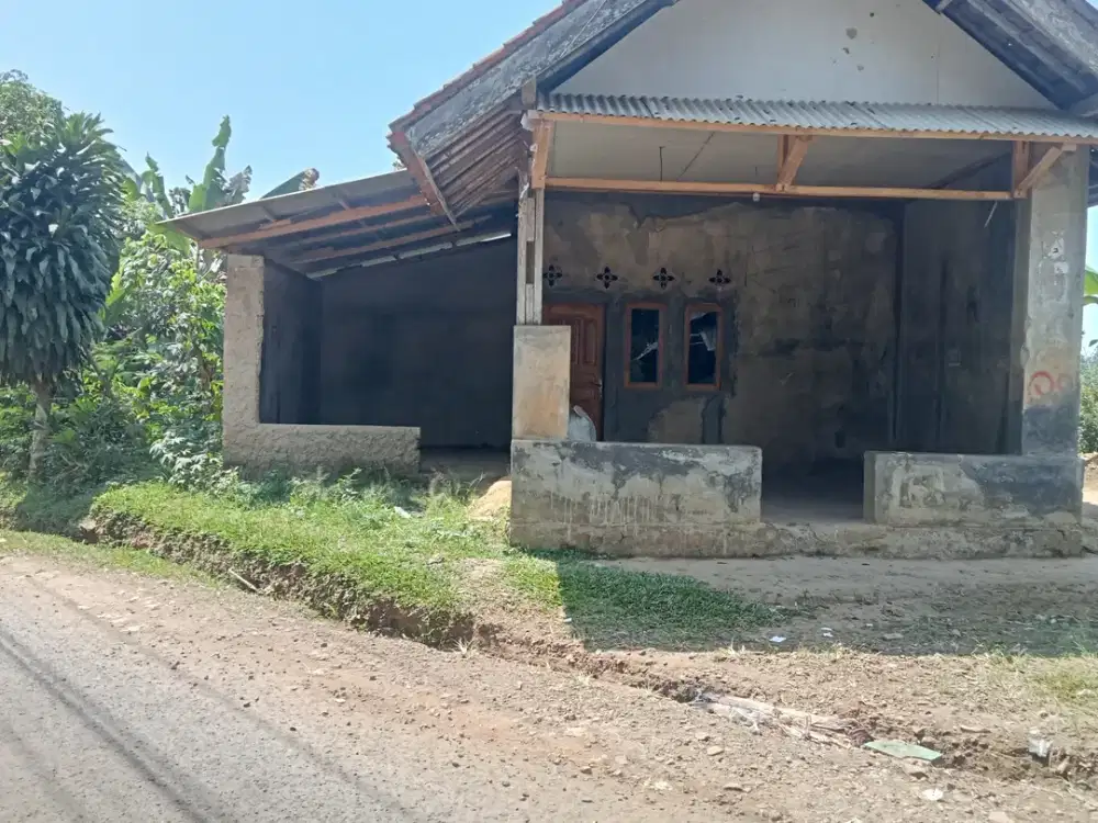 Tanah & Bangunan Lt. 200 m, Bojong, Purwakarta.