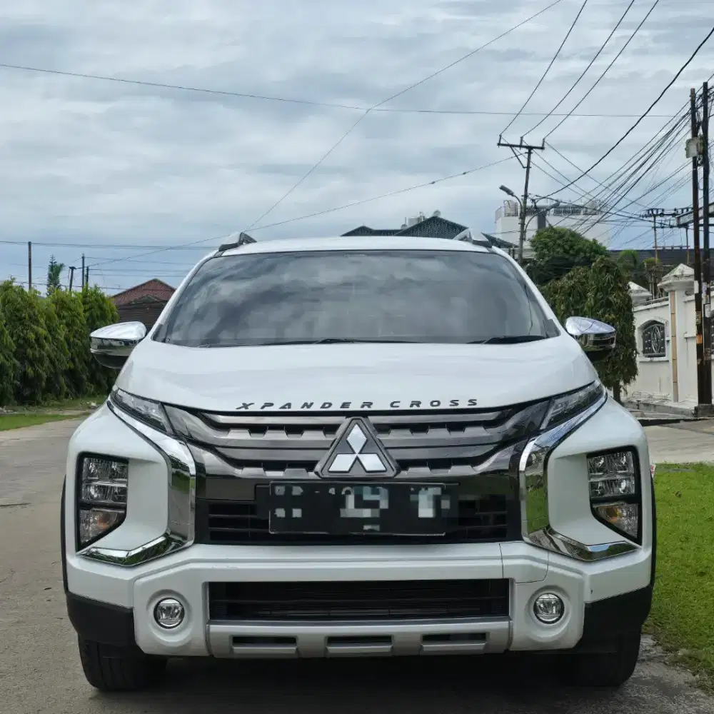TERMURAH DP 5 JT , Mitsubishi Xpander Cross L Premium Matic 2021
