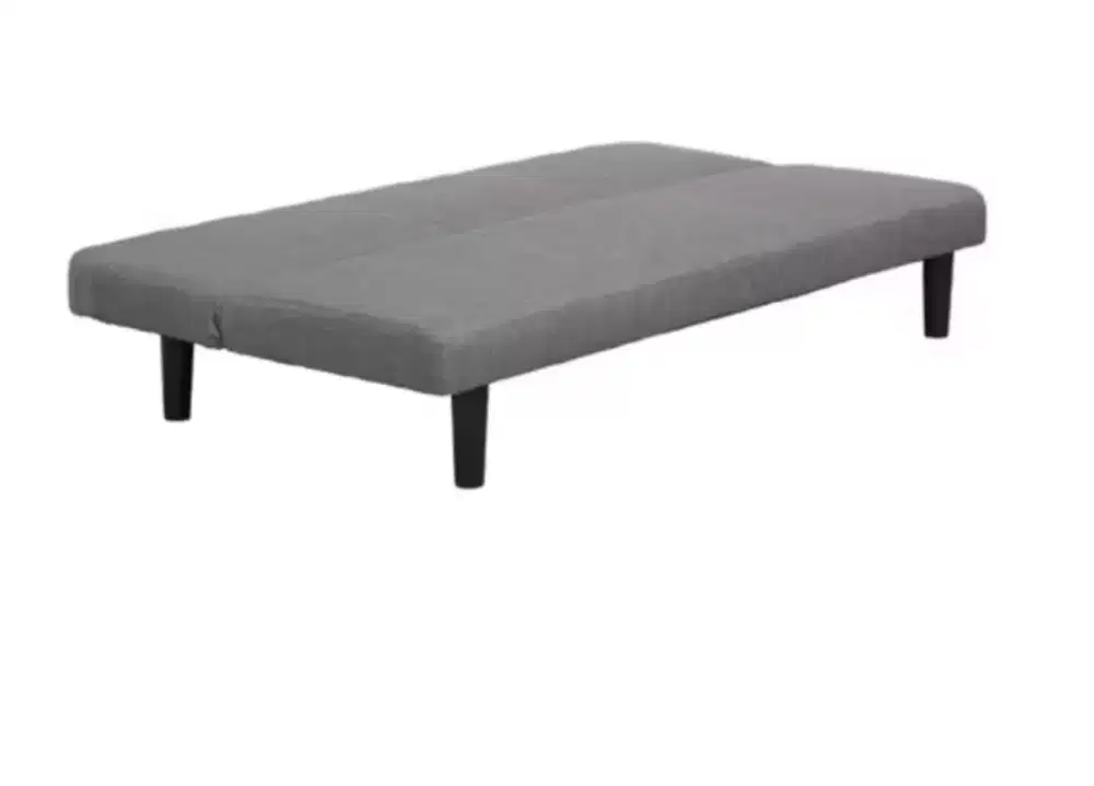di jual sofa lipat merk Salma