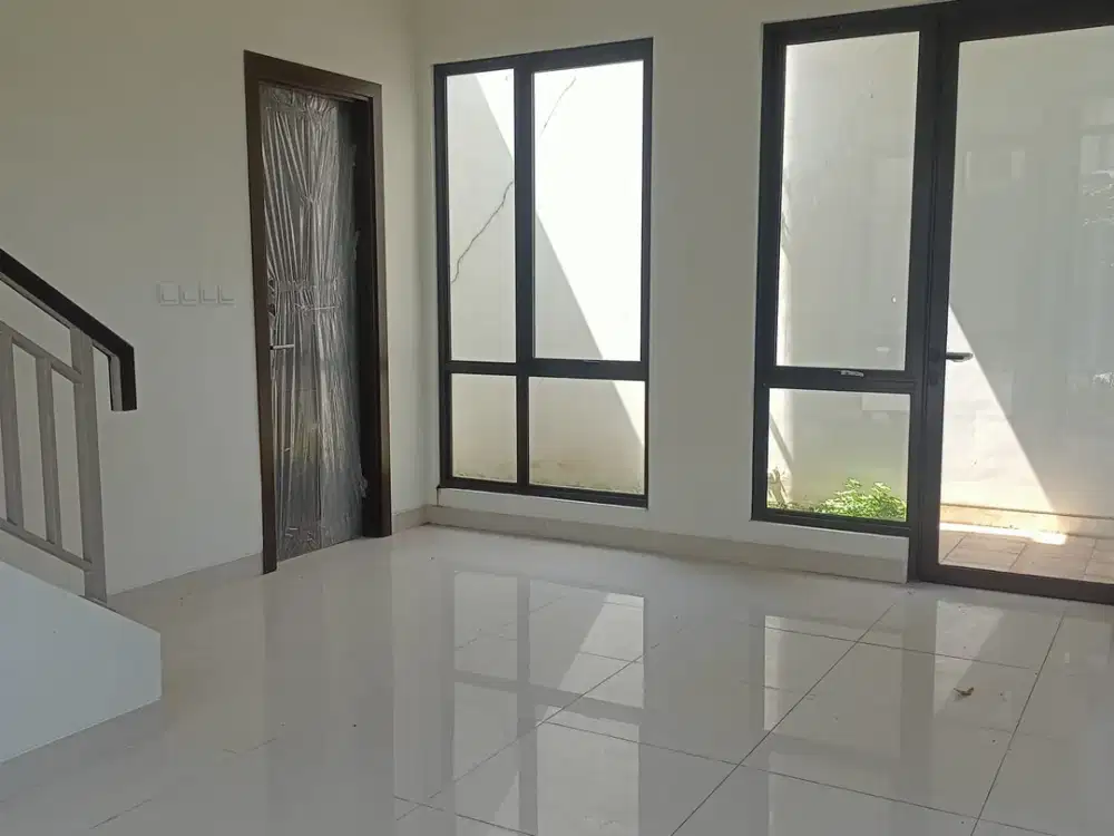 Rumah Baru Hook Siap Huni di Podomoro Park Buahbatu Bandung