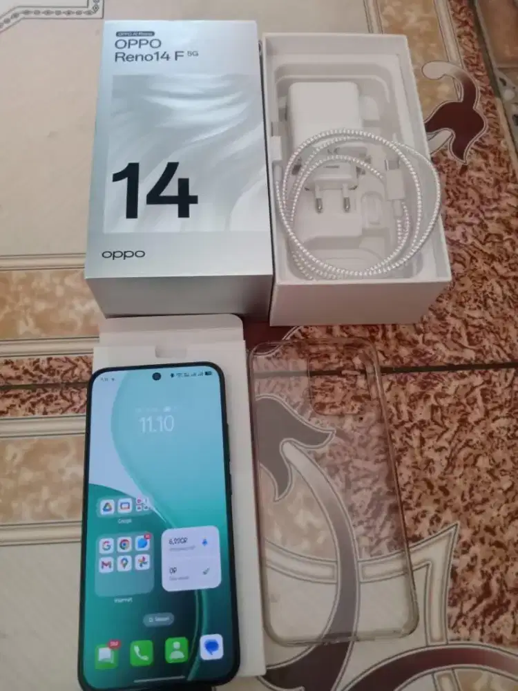 Oppo Reno 14f 5G 8/256 GB warna hijau (Second)