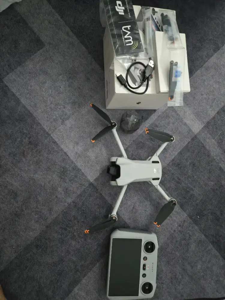 DJI MINI 3 (RC)