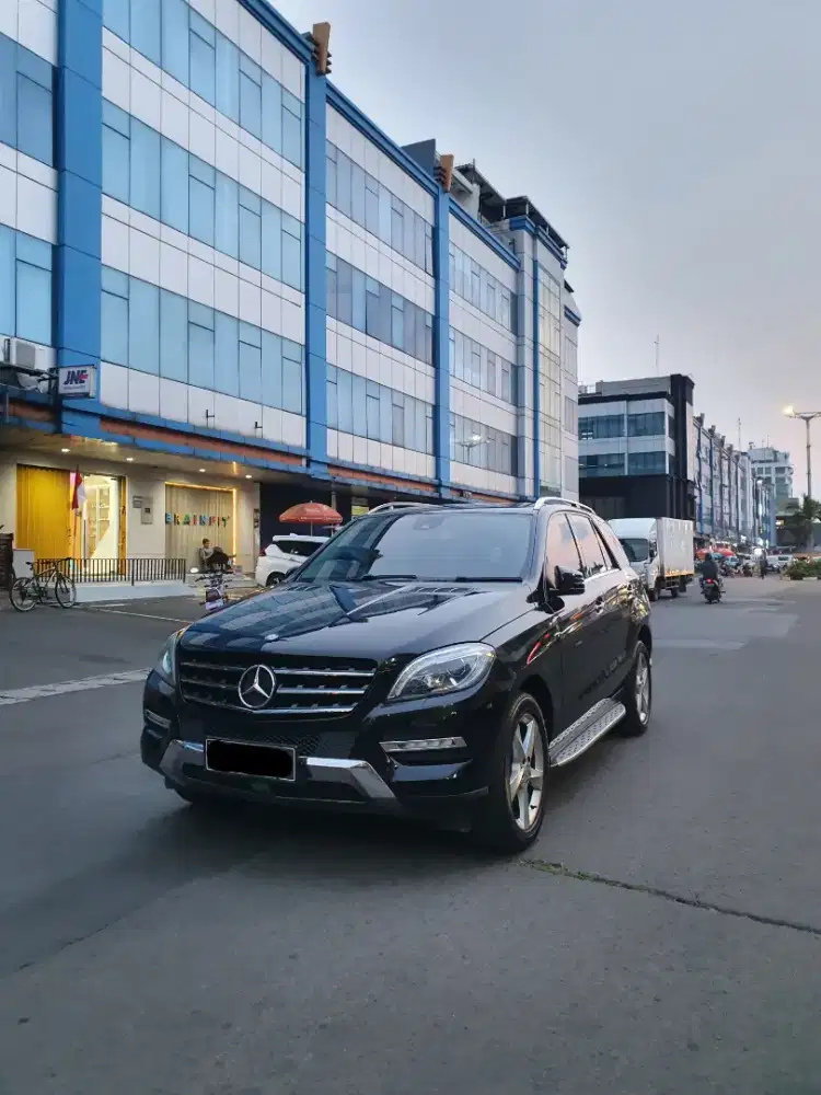 Mercedes Benz ML350 2013 good condition