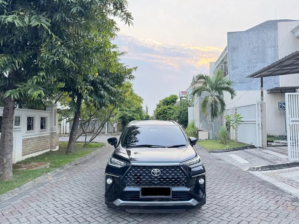 Toyota Veloz 1.5 Q TSS 2022 Matic Hitam Mulus Plat L