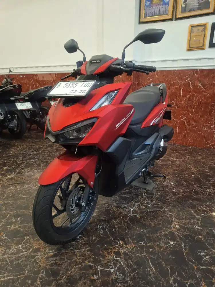 HUB KOM DP 1 JT VARIO 160  2025 LIKE NEW BERGARANSI FREE OLI KM LOW
