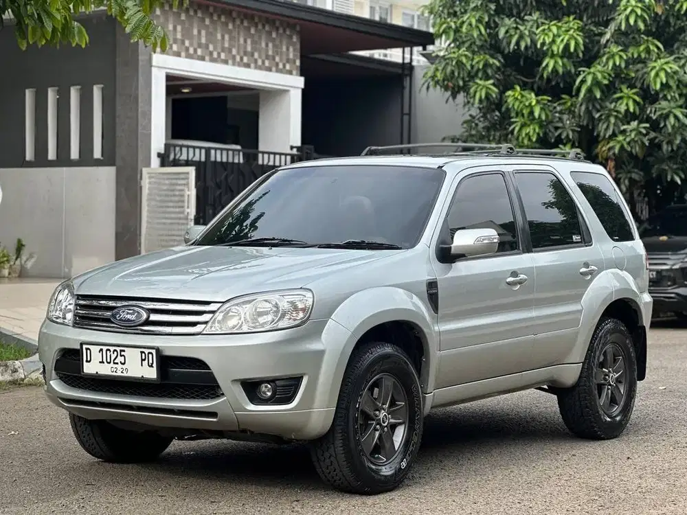 SUV MURAH!!FORD ESCAPE XLT AT 2009 SIAP PAKAI