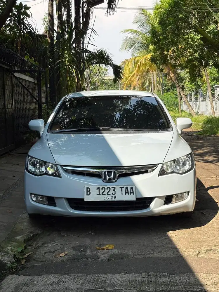 Mobil dijual barang bagus