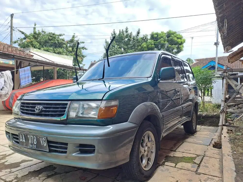 Kijang Krista M/T Diesel th 1999