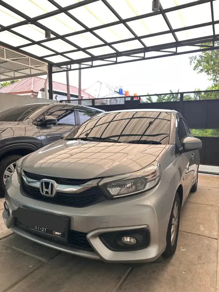 2021 Brio E Cvt Silver