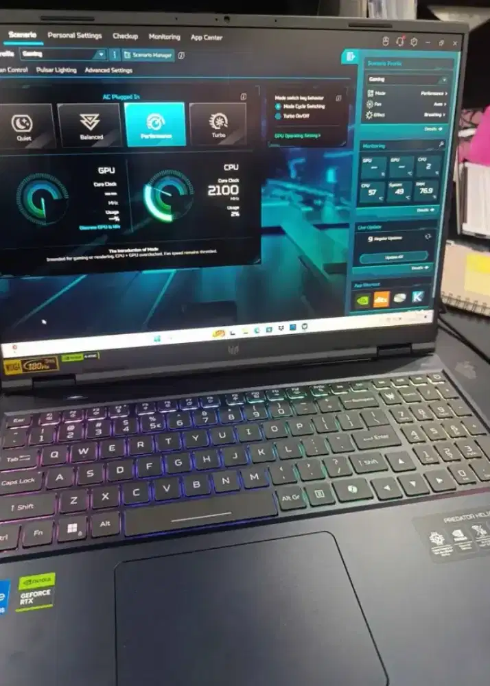 Acer Predator Helios Neo 16 - i7-14700HX RTX 4050