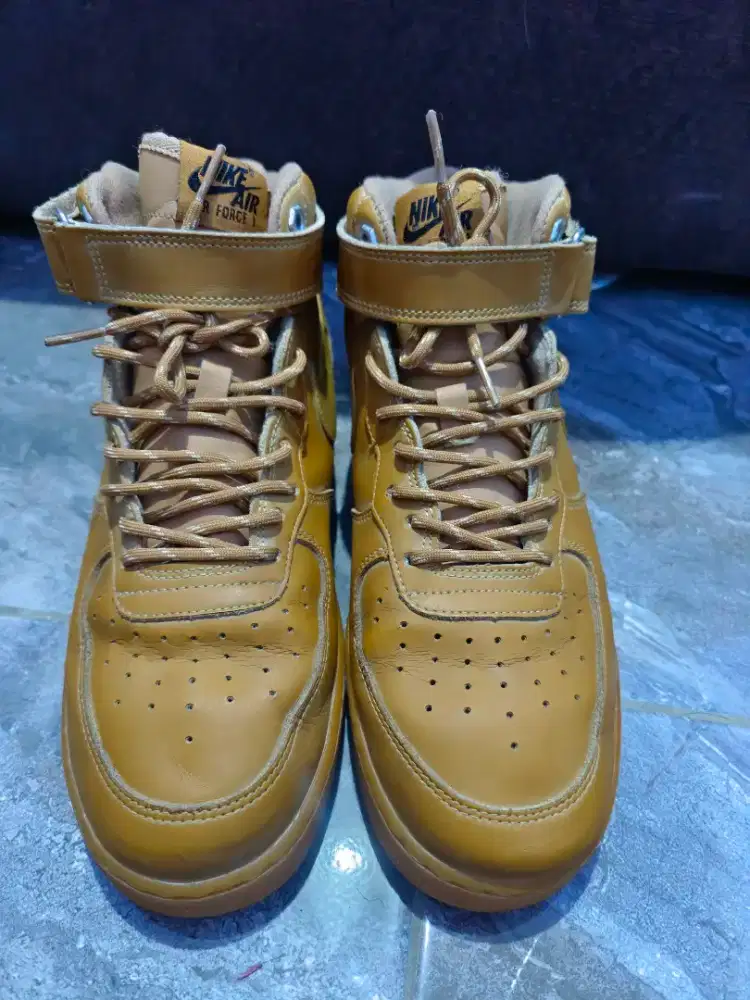 Sepatu Nike Air Force 1 mid 07 brown sz 42,5