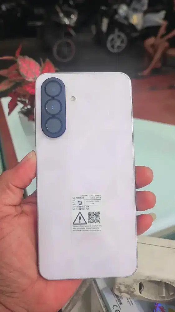 Samsung Galaxy A56 5G 12/256GB Garansi Aktif