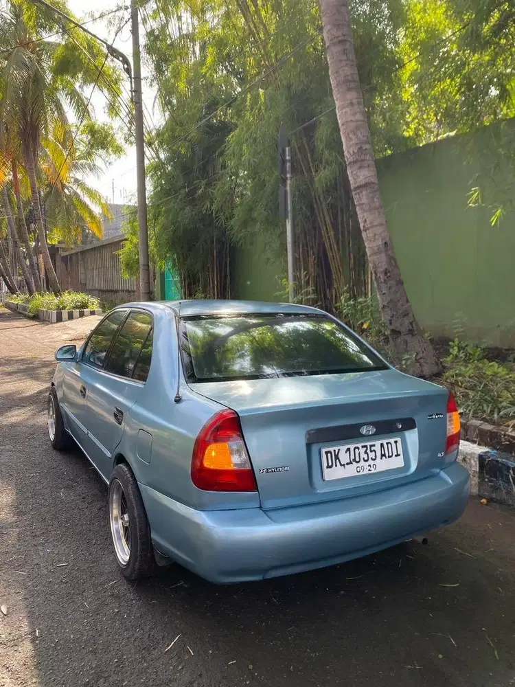 Hyundai verna gls 2002