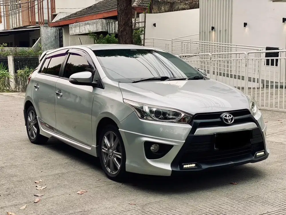 Toyota Yaris S TRD 2016