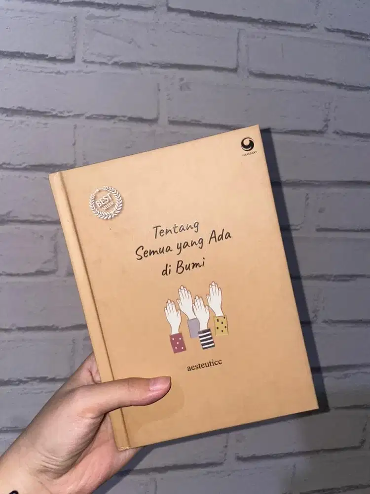 Buku Kutipan Tentang Semua yang Ada di Bumi by aesteuticc