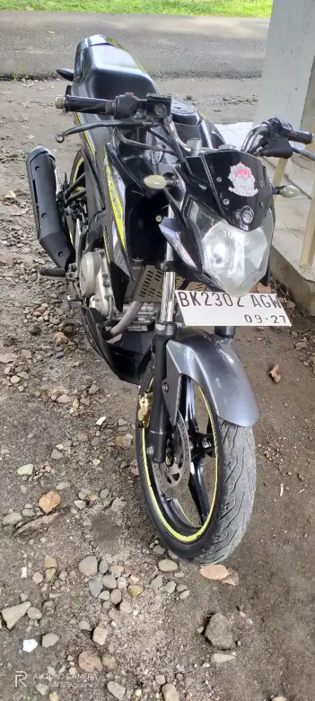 Di jual Vixion tahun 2016 ss lengkap pajak mati plat hidup