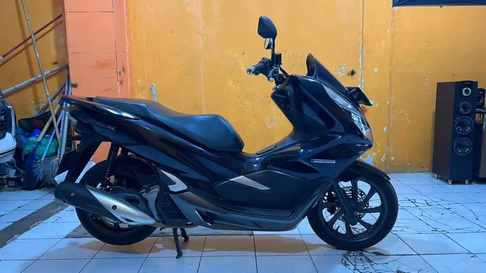 Honda pcx Haybrid low km