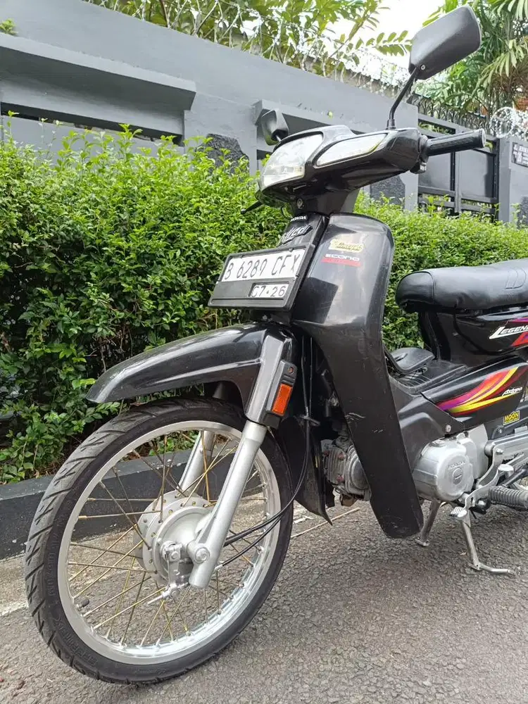 Astrea legenda 2002