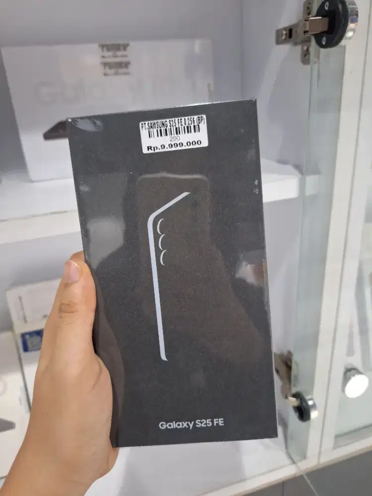 NEW SAMSUNG GALAXY S25 FE