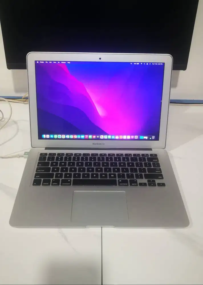 MacBook Air (13-inch, 2017)