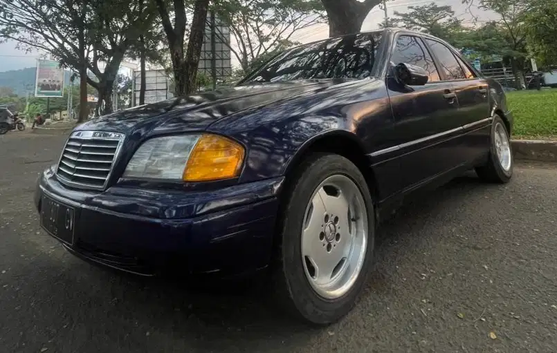 Mercedes-Benz C180 1996 Bensin