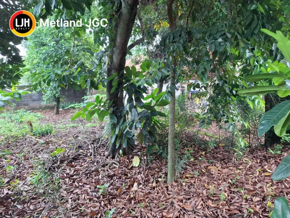 Tanah luas 2.069 cocok untuk Perumahan di Pondok Melati, Bekasi