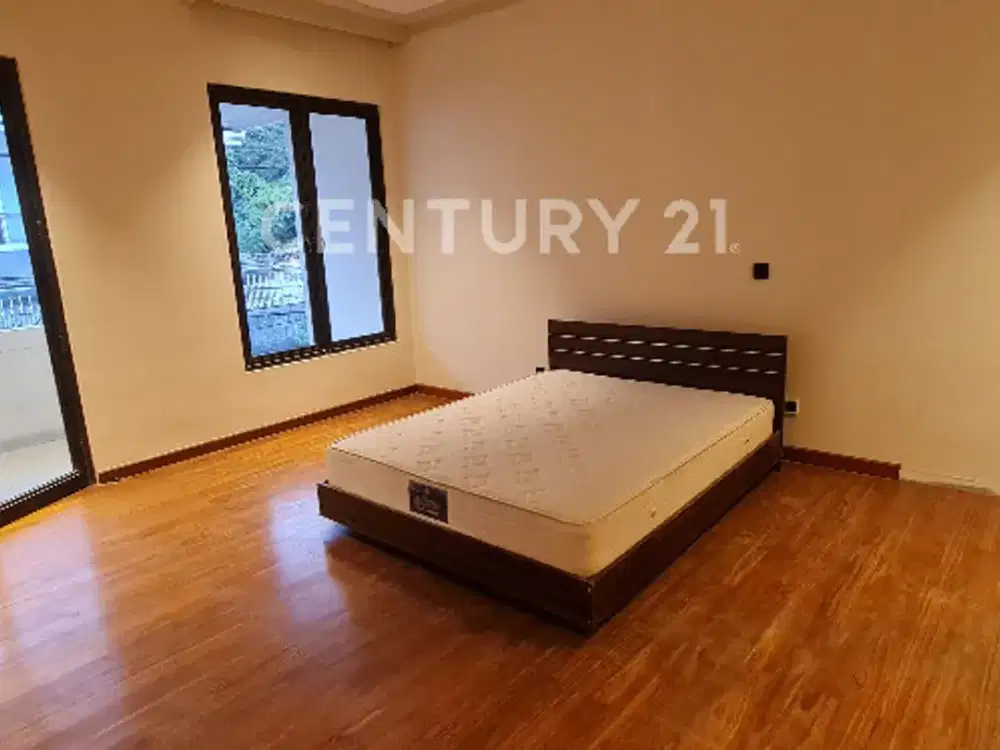 Rumah Baru Renovasi Dekat HI Disewakan SEGERA