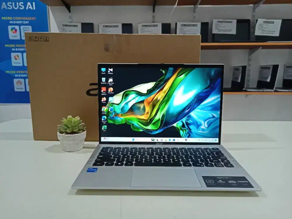 Laptop Acer Aspire Lite 14 AL14-51M
, Intel Core i5-Gen12, 8 GB, Mulus
