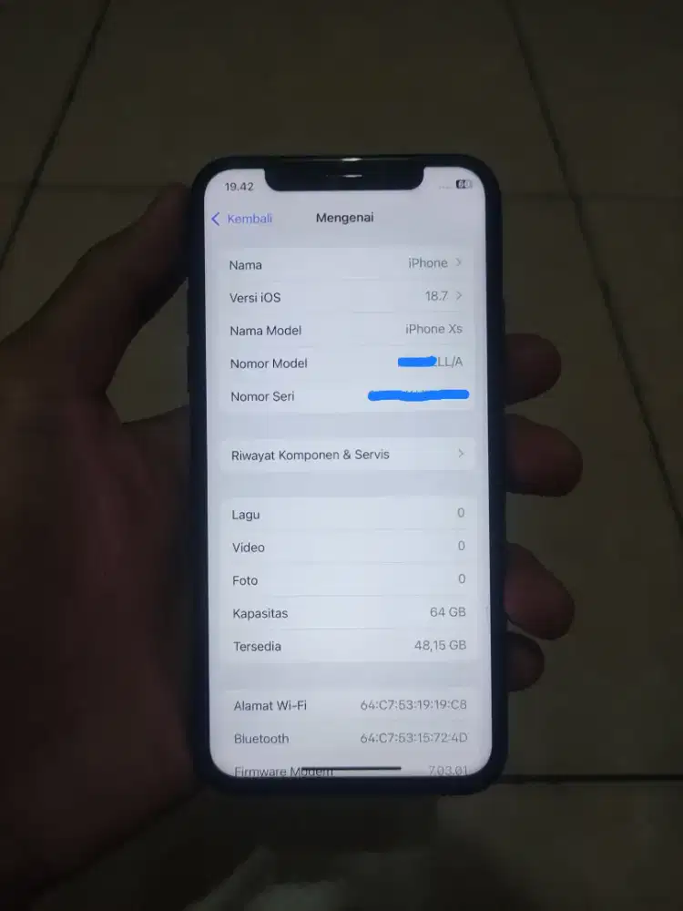 iPhone Xs Second