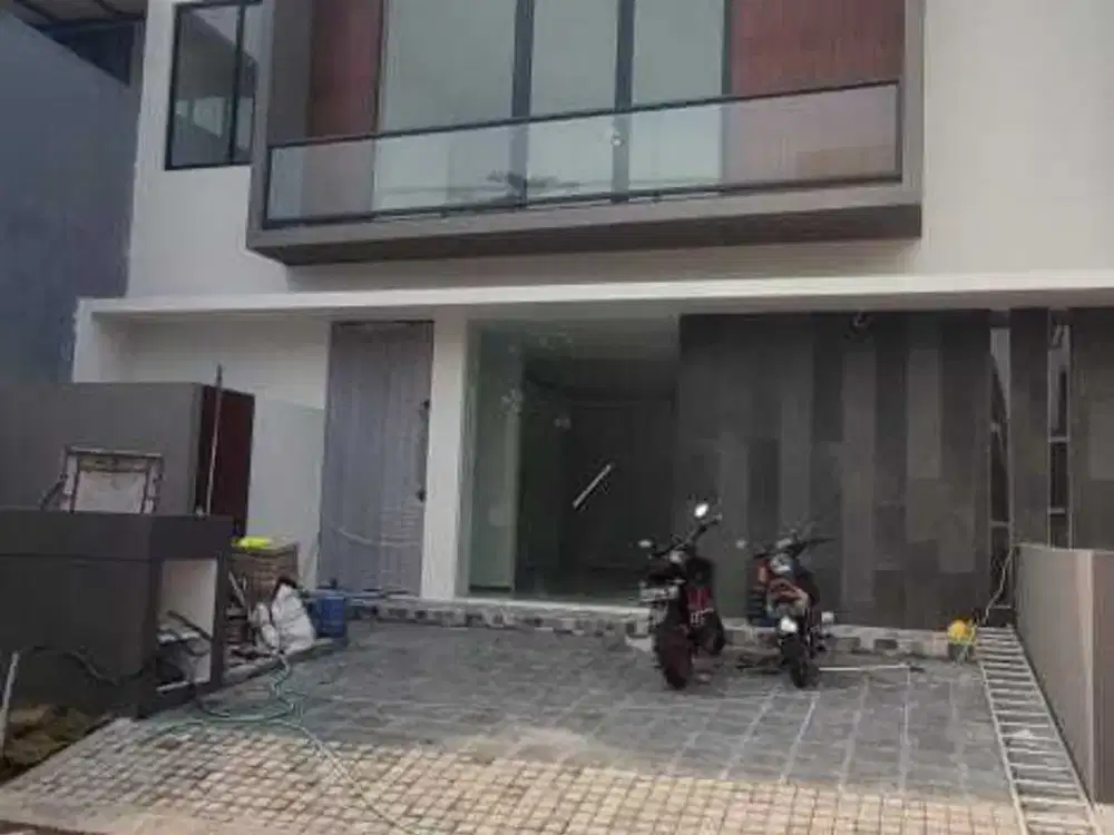 Rumah Baru Disn Istana 2 Lantai Minimalis Bagus Spek Premium