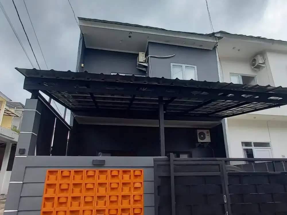 Rumah Dua Lantai Strategis Siap Bangun Di Pusat Kota