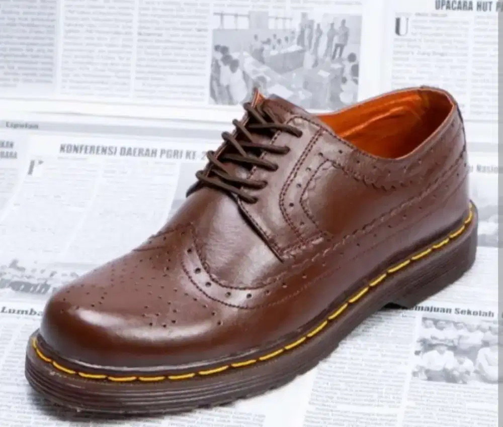 For Sale Sepatu Boots Casual Docmart Pria no.43