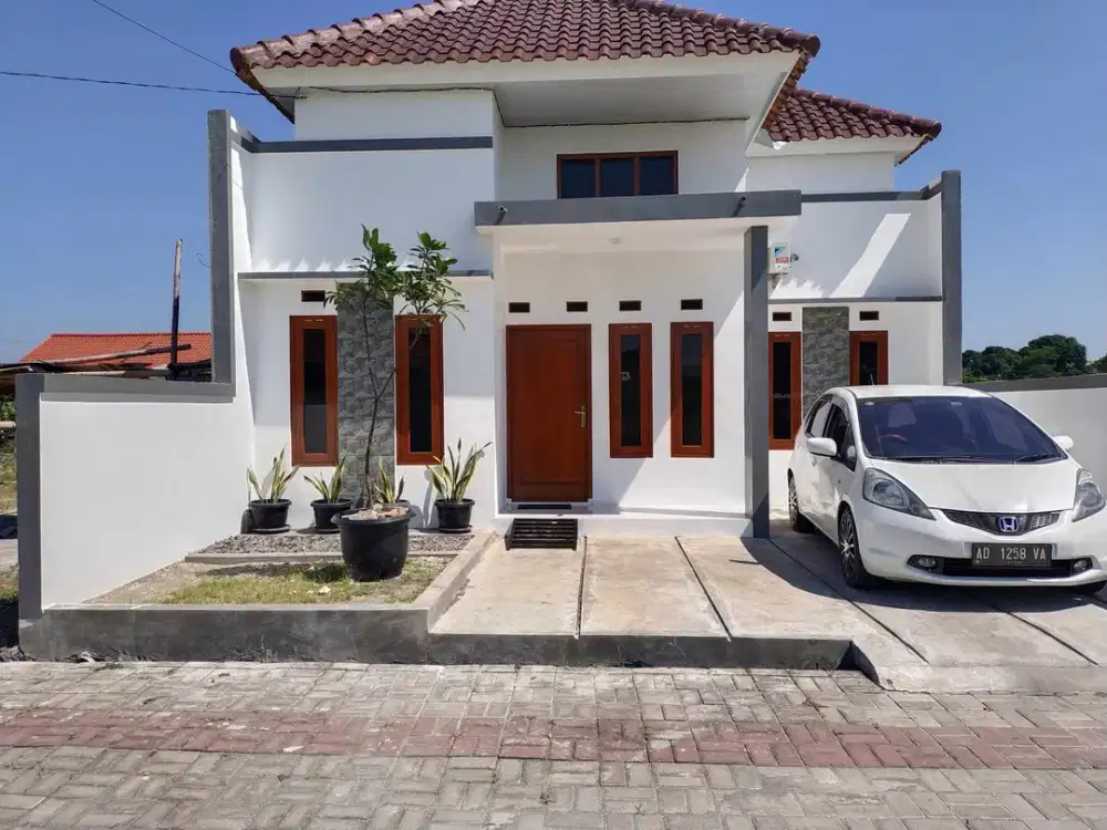 dijual cepat rumah mewah modern strategis di banyuanyar dekat pintutol