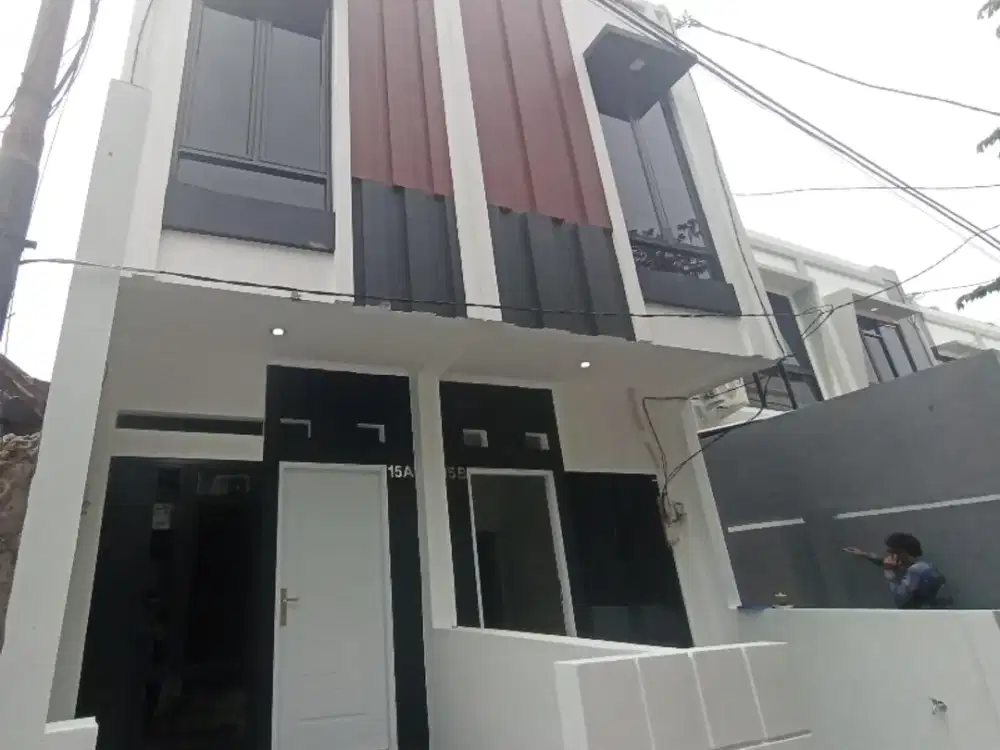 di jual rumah strategis SHM di Cipinang elok dekat mall basura