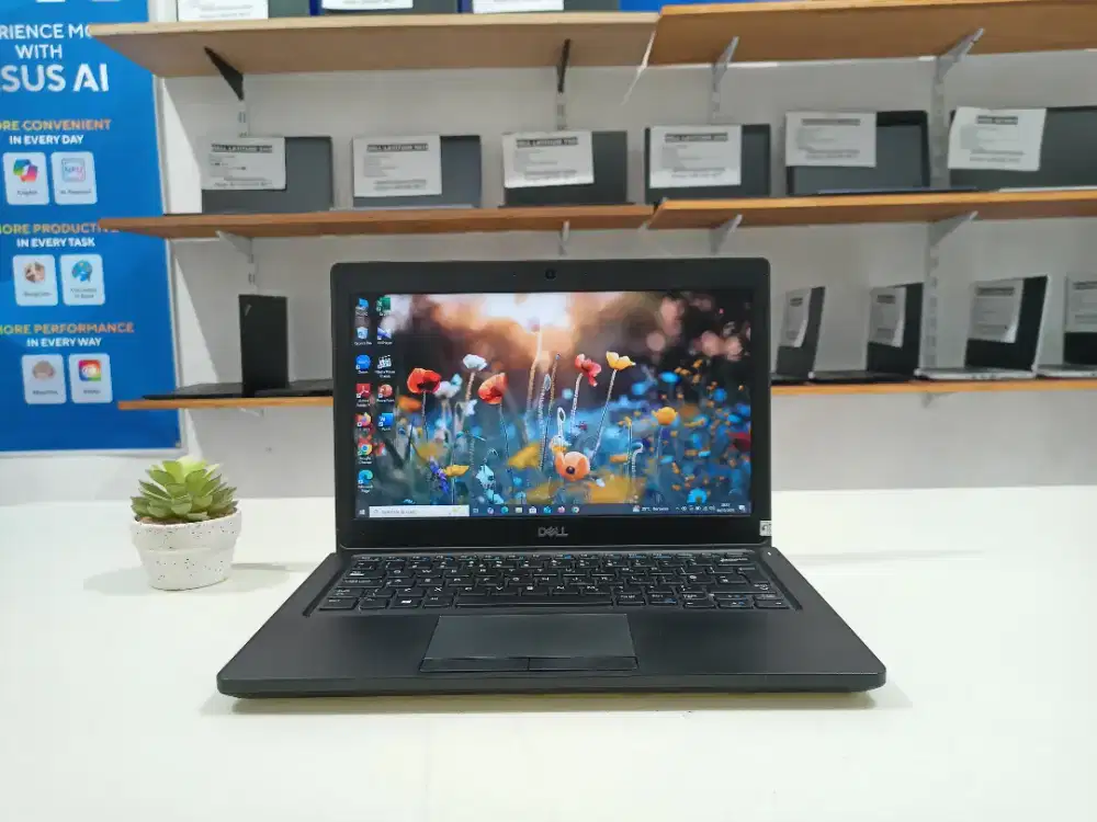 Laptop Dell 5290 Intel Core i5-8350U Ram 8 GB, Siap pakai