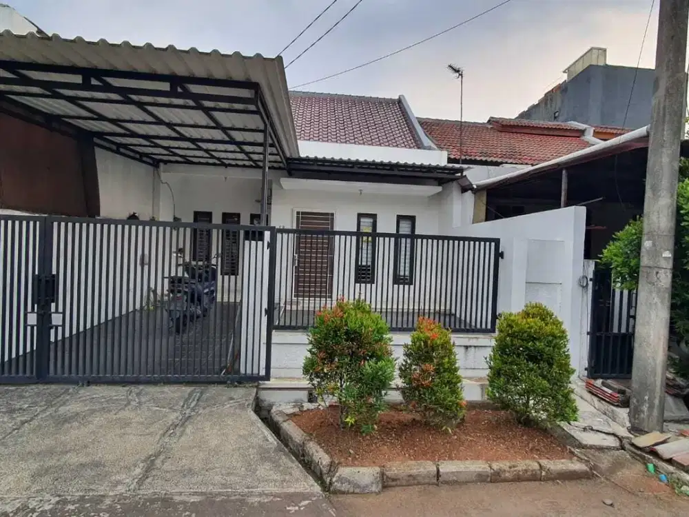 Rumah Minimalis Super Bersih Lokasi Strategis di Gading Serpong