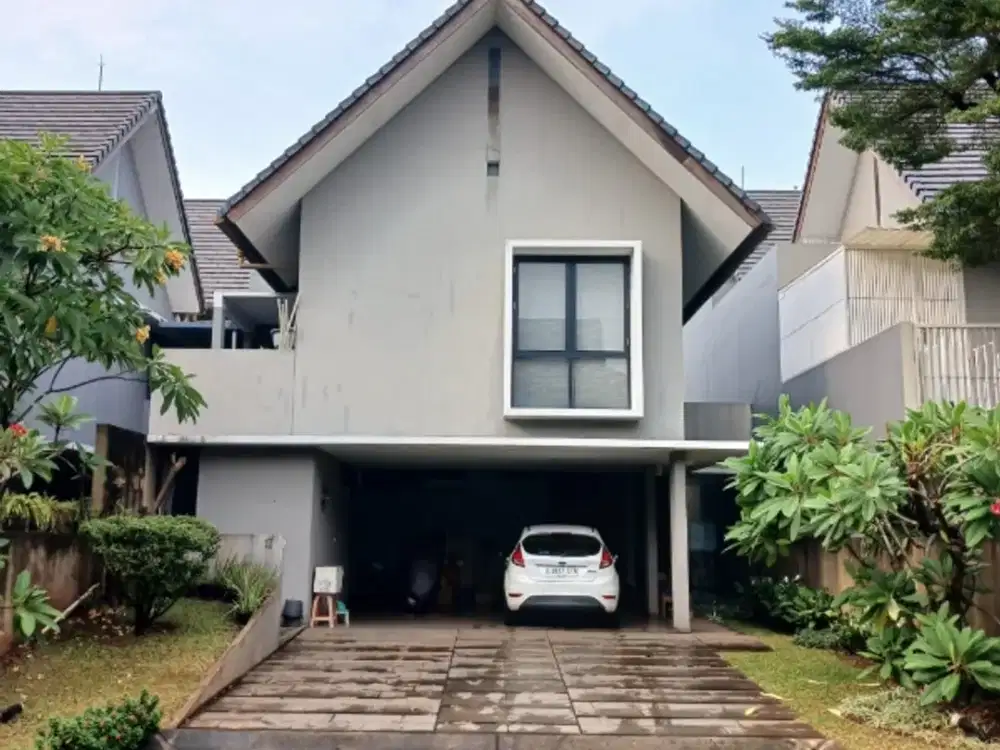 RUMAH MEWAH VETERAN BINTARO JAKSEL RAPIH & TERAWAT