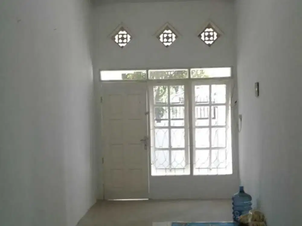 Dijual rumah di Wiguna Timur VII, Gunung Anyar, Surabaya