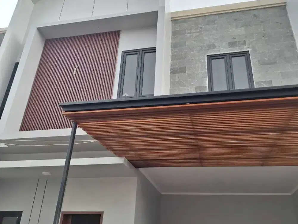 RUMAH 2 LANTAI JL. AHMAD YANI UTARA DEKAT TAMAN LUMINTANG DENPASAR