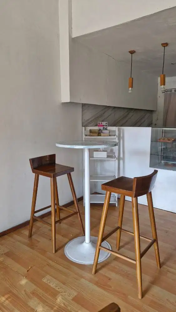 Meja Bar Informa