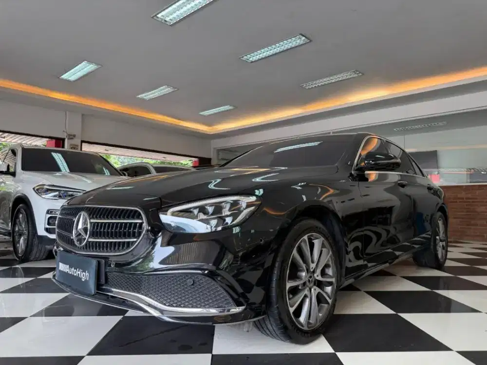 DP10% [Km14.000] E200 Avantgarde 2022 Black / E300 Reg 2023 #AUTOHIGH