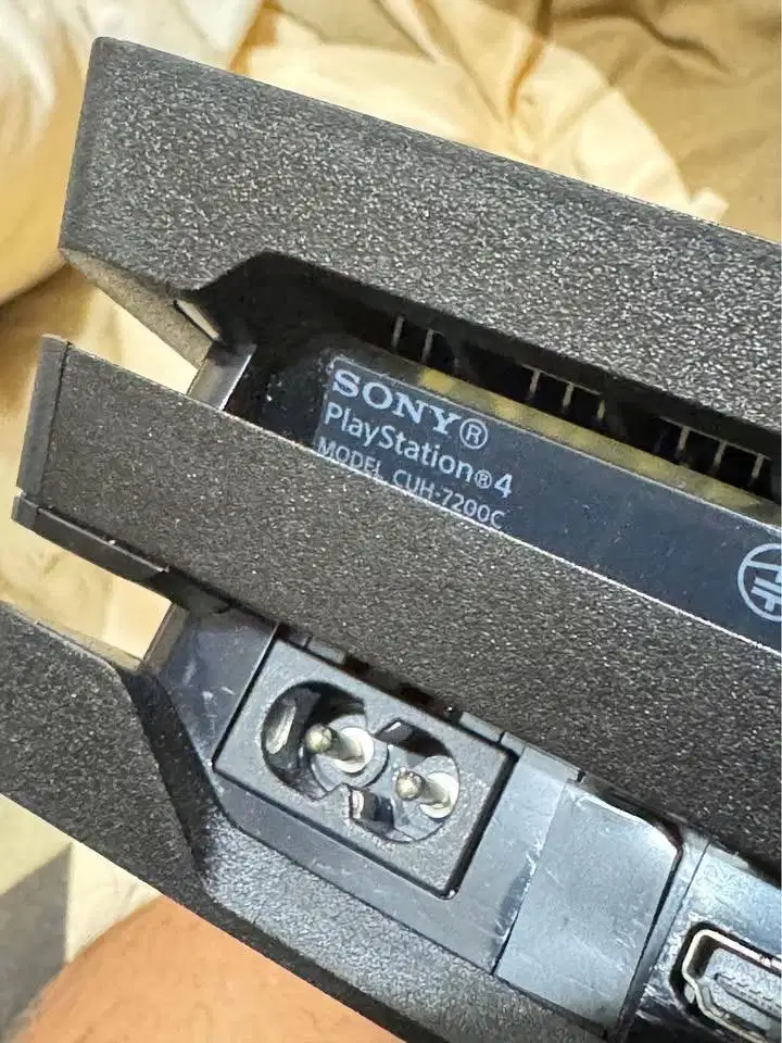 PS4 PRO SERI 72 1Tb