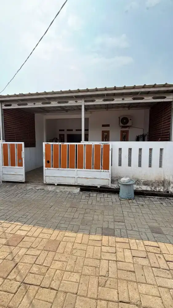 Dijual atau tekk overr rumh di sepatann tangerang