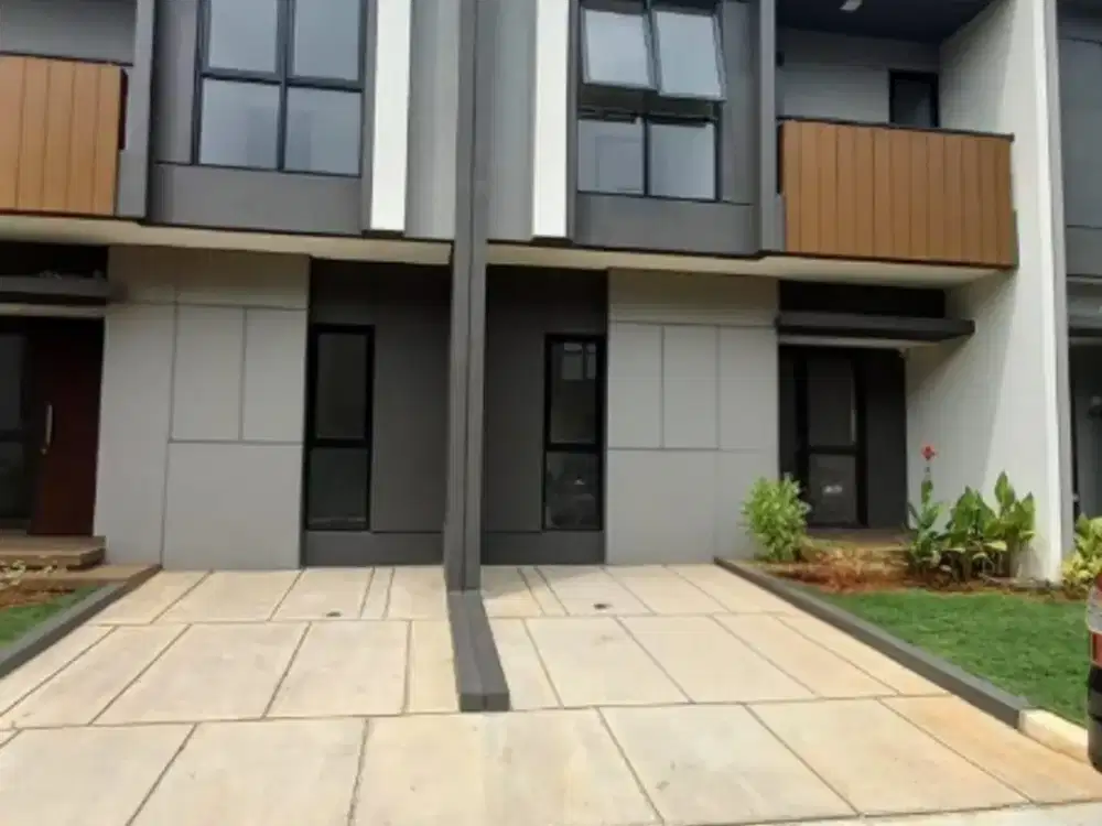 DISEWAKAN RUMAH DISUMMARECON CROWN GADING TARUMAJAYA BEKASI