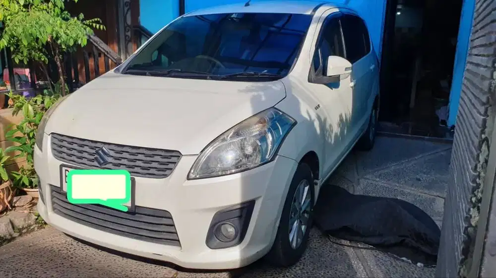Suzuki Ertiga tipe GX thn 2012 Bln 10 Plat ganjil Warna putih Pribadi